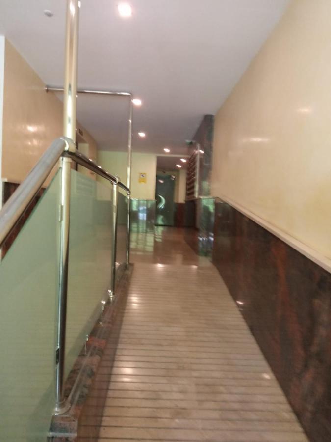 Апартаменты Piso Bonito Y Tranquilo Моначиль Экстерьер фото